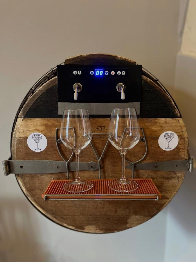 Wineexperience- Wine&Jacuzzi Suite Lecce Esterno foto