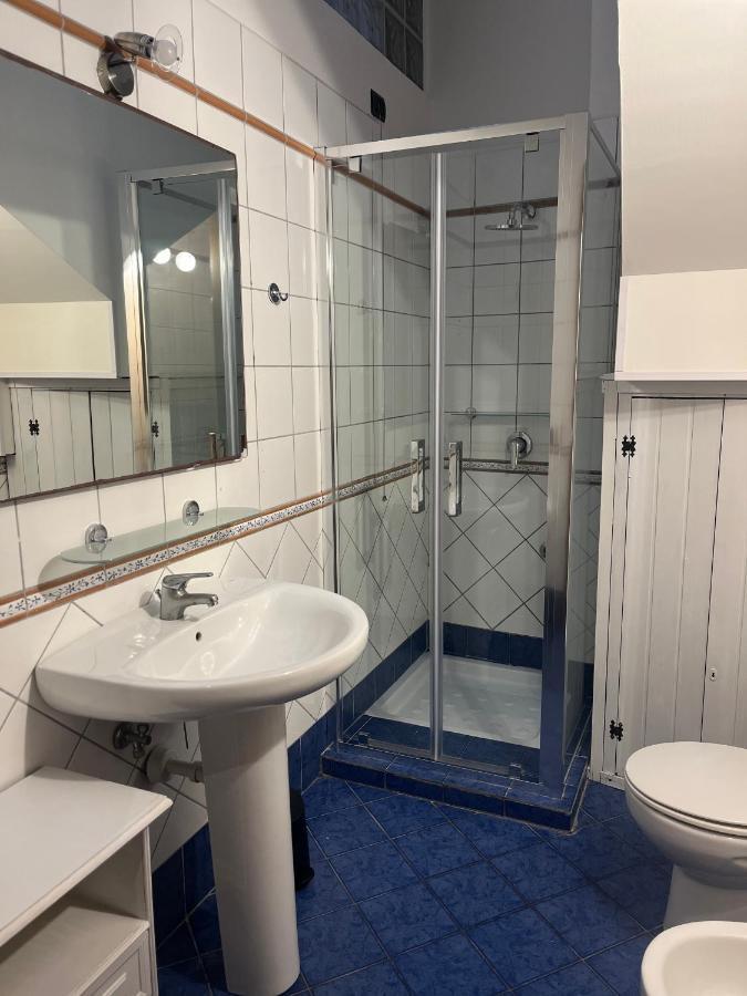 Wineexperience- Wine&Jacuzzi Suite Lecce Esterno foto